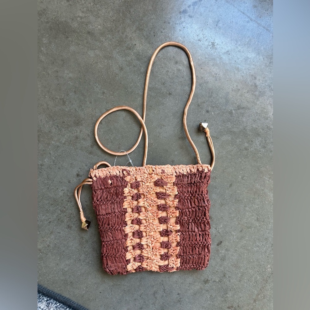 Free people brown straw bag nwot